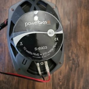 Car audio 6x9s